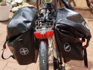 Fahrradtaschen test zwei Gepäckträgertaschen am Fahrrad
