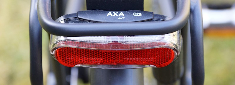 AXA Rücklicht mit Standlichtfunktion