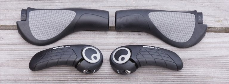 Poignées De Guidon Ergon GP3 Avec Barre Aux Extrémités - Taille Large (L) Pour VTT Et Randonnée