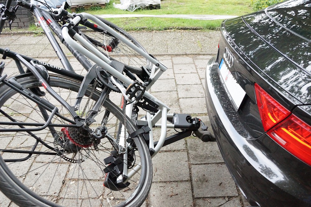 Fahrradträger Atera Strada abgeklappt