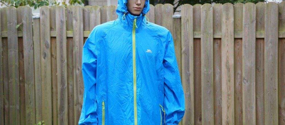 Fahrrad Regenjacken Test - Blaue Jacke