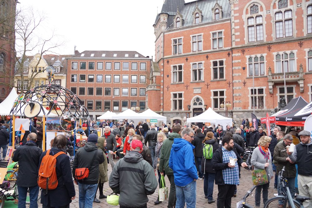 Fahrradfestival in Oldenburg "Hallo Fahrrad" am Rathausmarkt