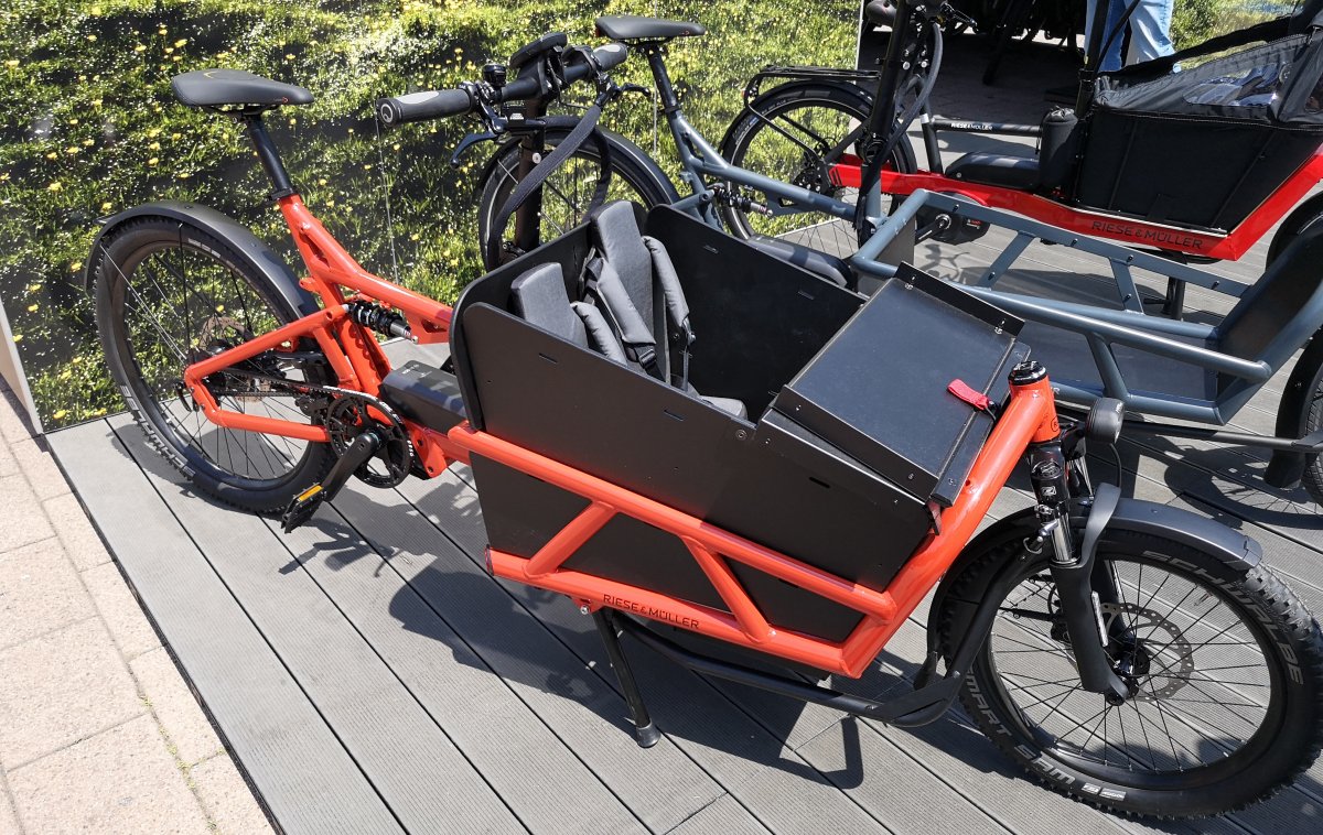 Lastenfahrrad von Riese und Müller mit E-Bike Antrieb