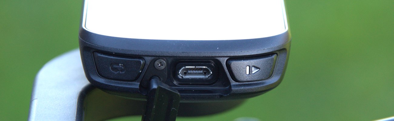 Garmin Edge 530 USB Anschluss Ansicht unten