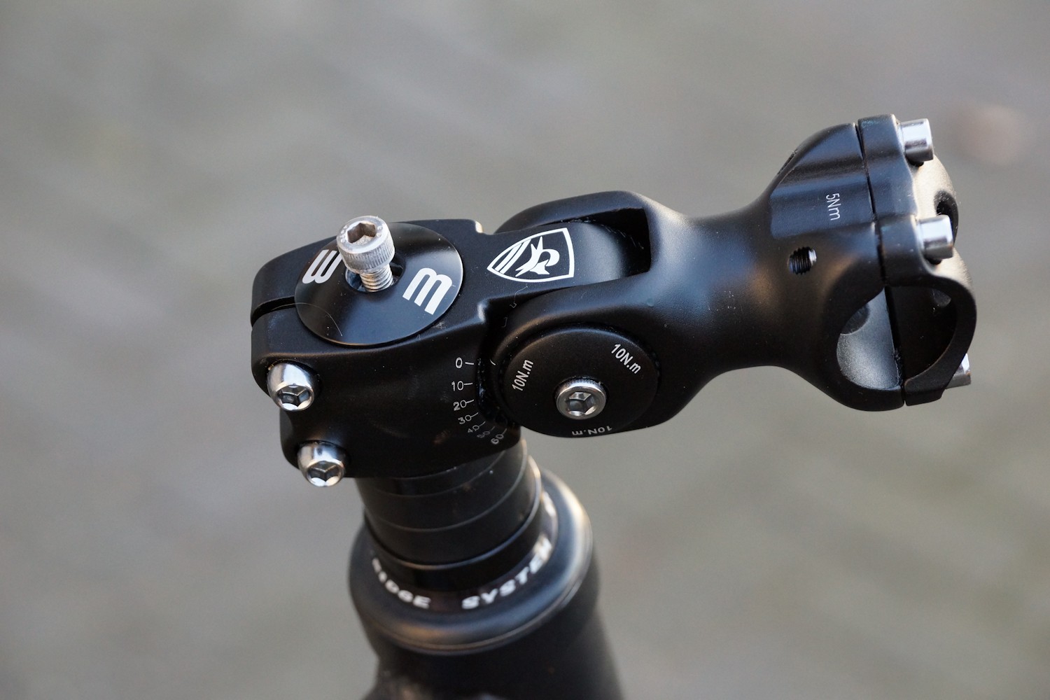 Fahrrad Jobs - Aheadset ohne Lenker Fahrrad Jobs - Aheadset ohne Lenker