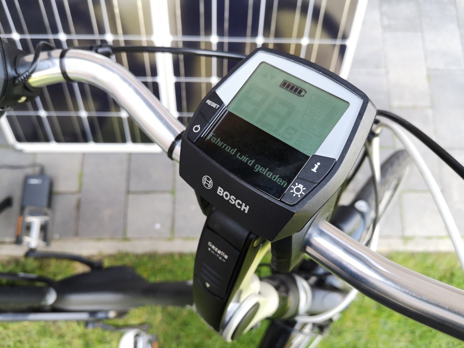 E-Bike mit Solarstrom laden