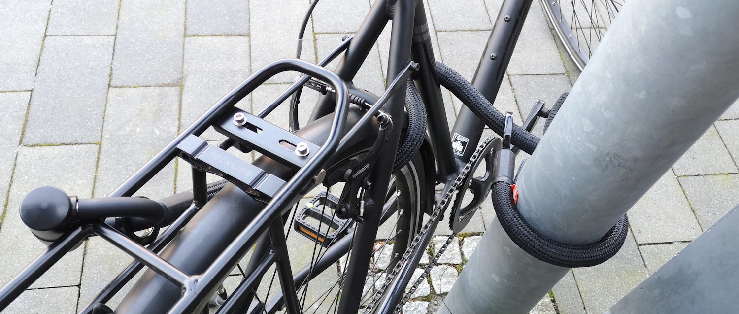 Tex-Lock Test - Das Fahrrad mit dem Eyelet und U-Lock abgeschlossen